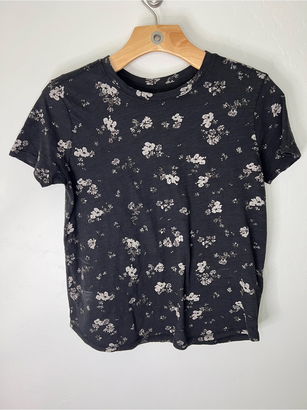 Pilcro Bennie Cotton Slub Crew-Neck Slim Tee